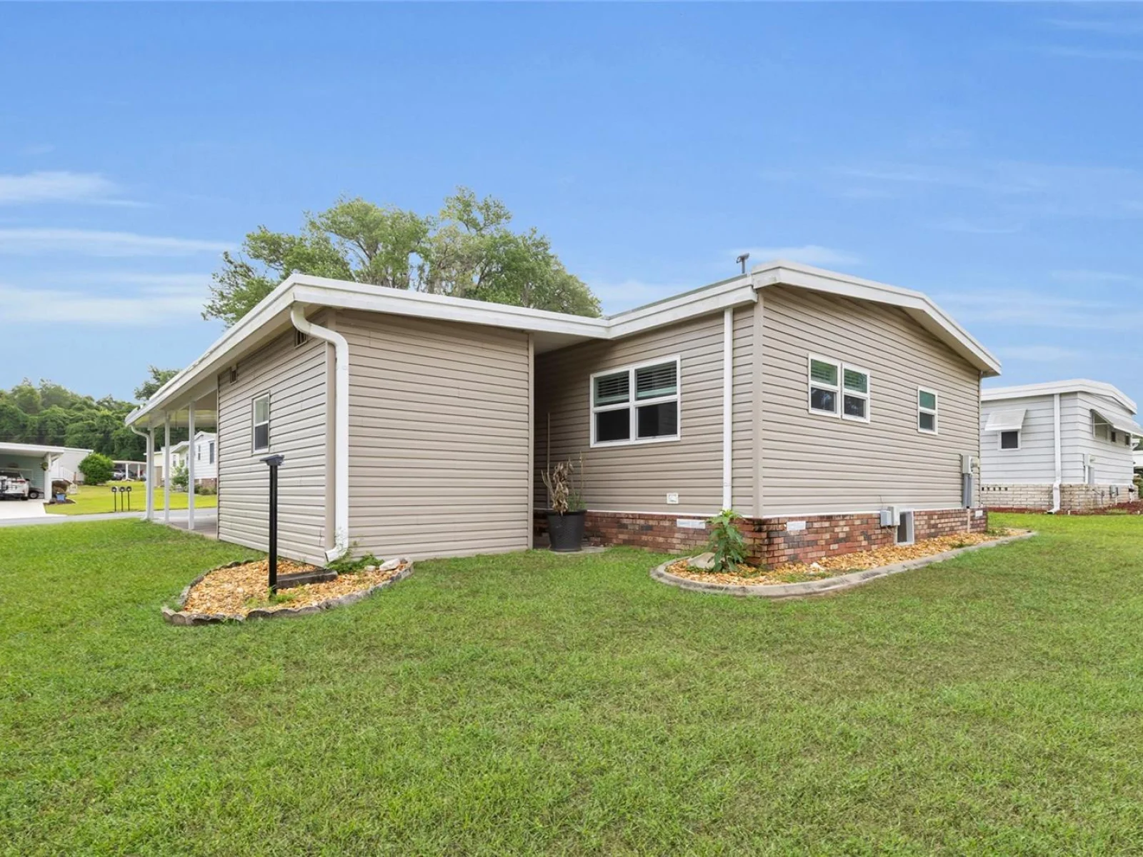 100 PAPAYA CV, LEESBURG, FL — photo 77