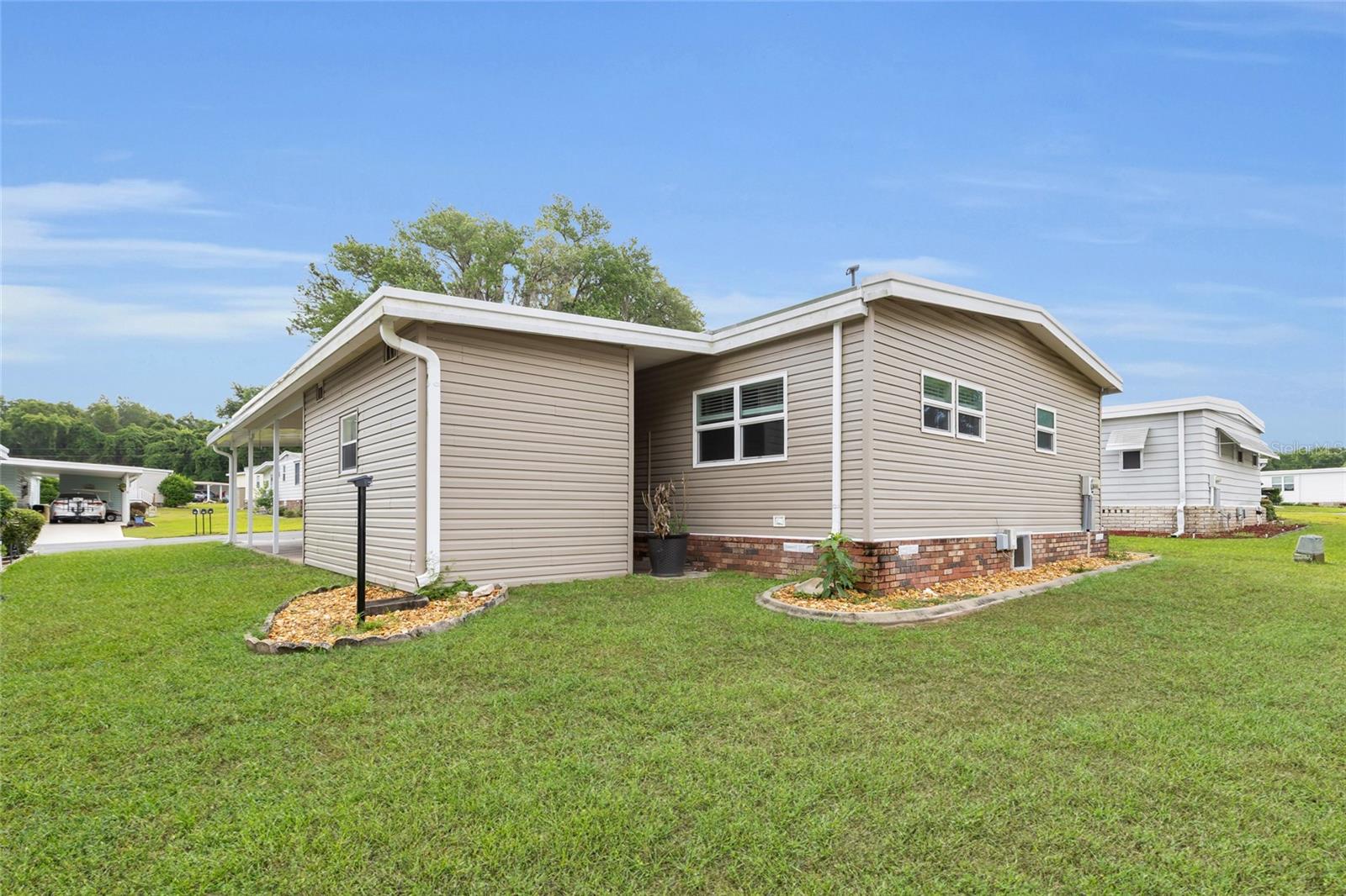 100 PAPAYA CV, LEESBURG, FL — photo 78