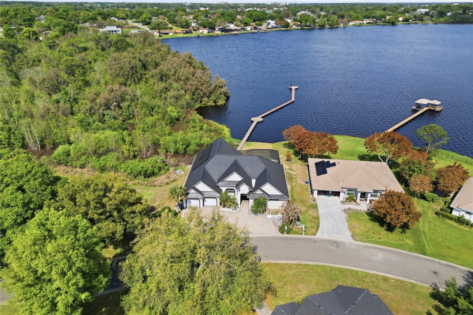 1028 S LAKE MARIAM DR, WINTER HAVEN, FL