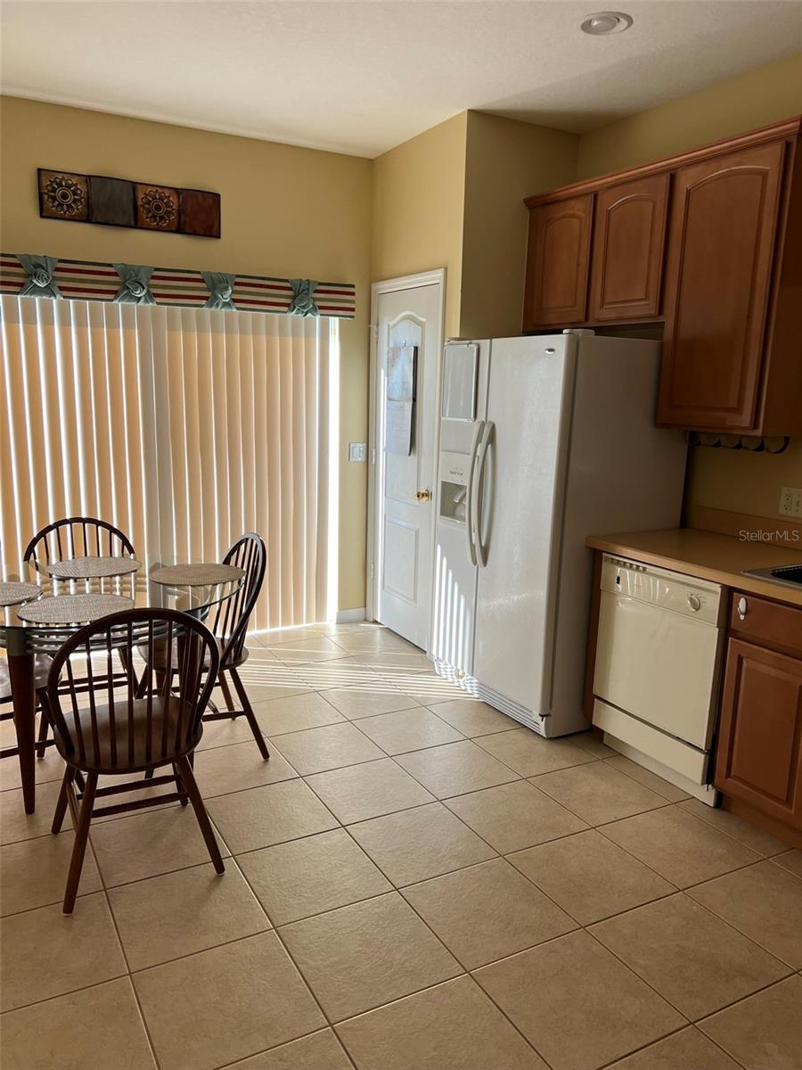 948 HACIENDA CIR, KISSIMMEE, FL — photo 9