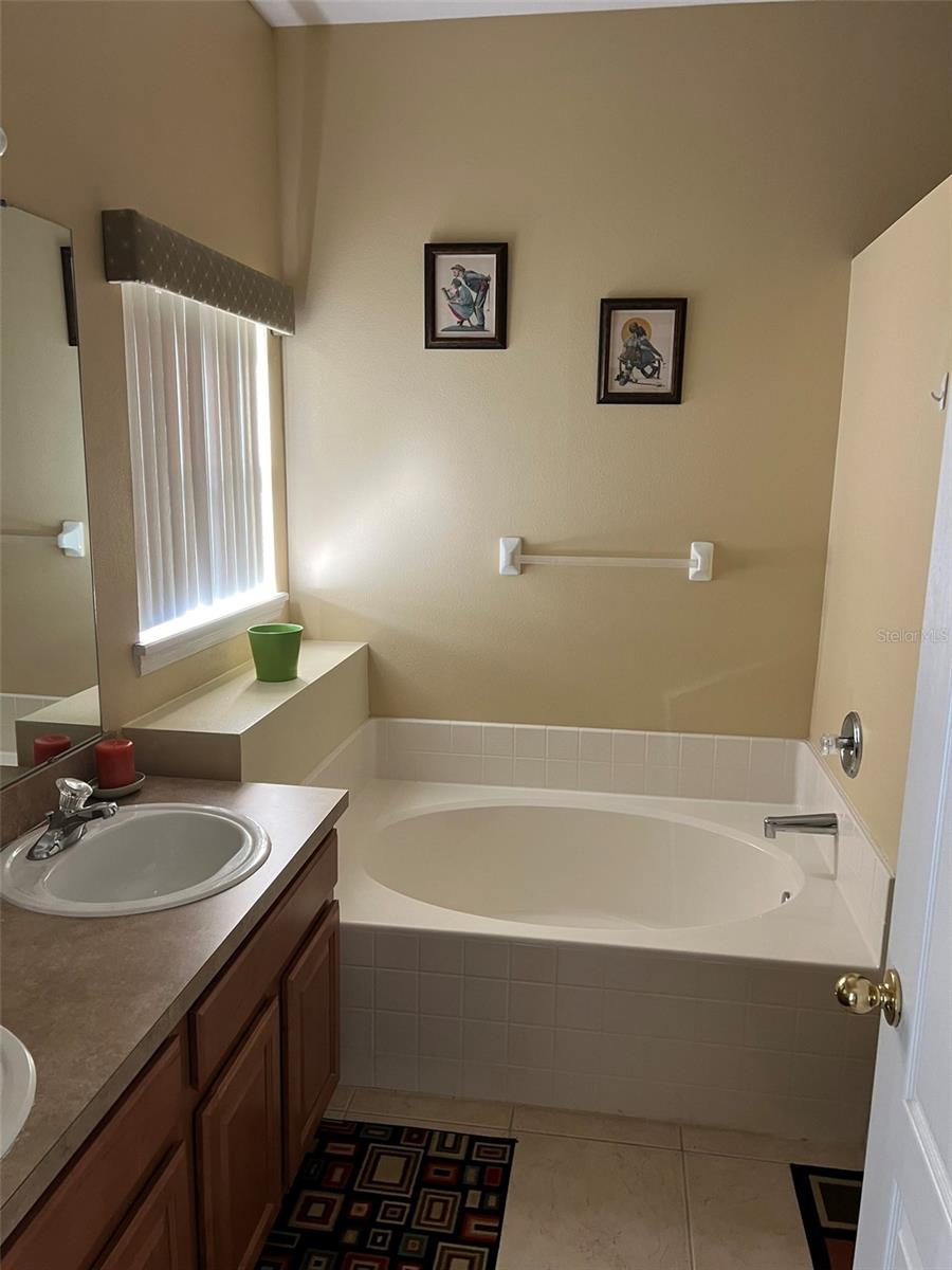 948 HACIENDA CIR, KISSIMMEE, FL — photo 14
