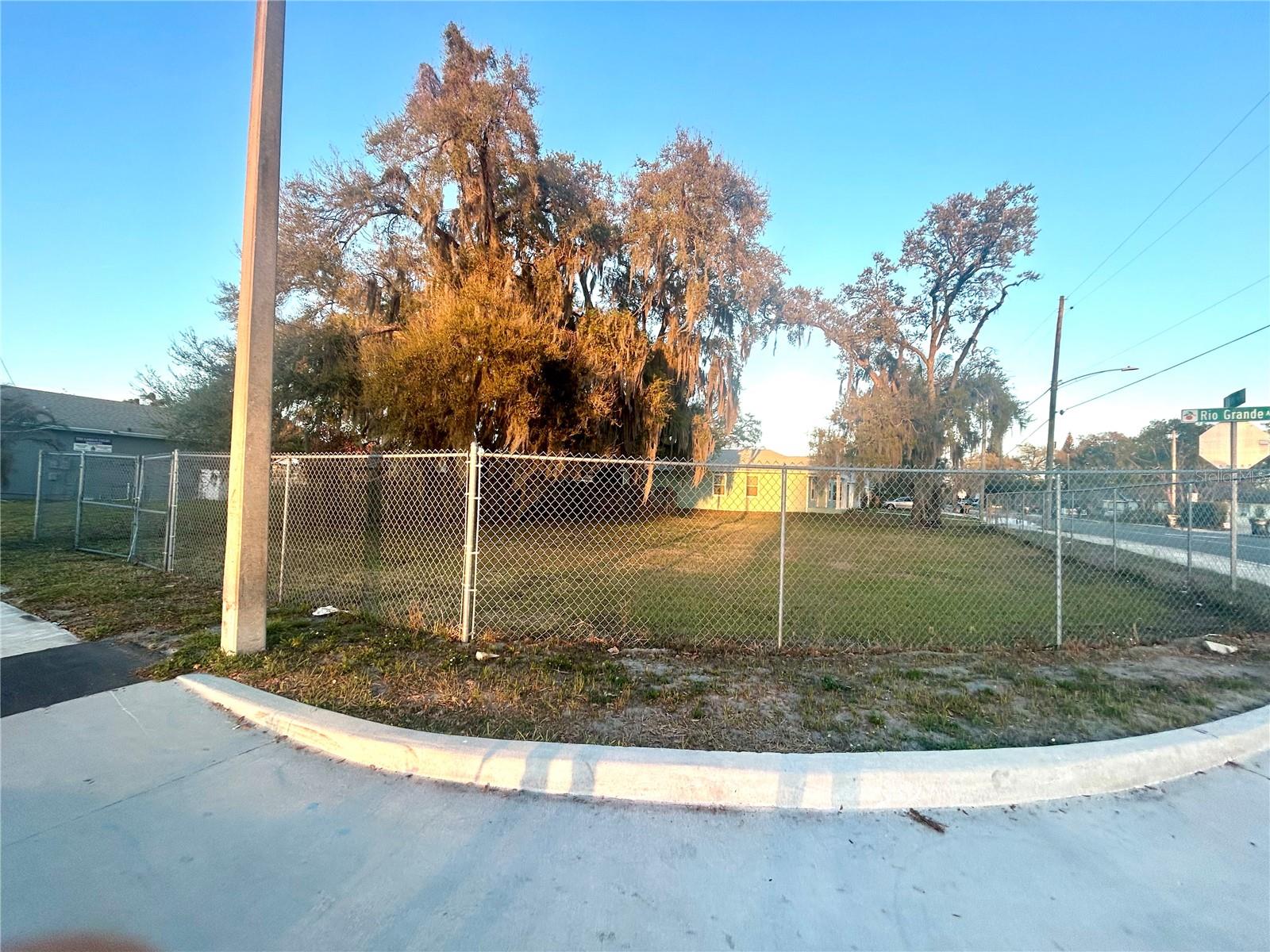 2035 S RIO GRANDE AVE, ORLANDO, FL — photo 2