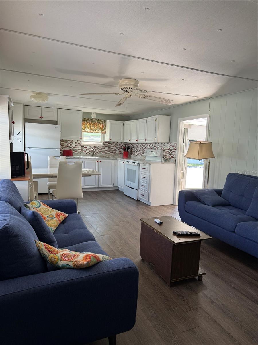 7803 46TH AVE N #129, ST PETERSBURG, FL — photo 8