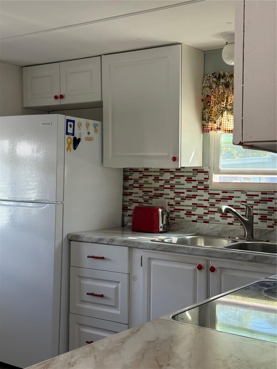 7803 46TH AVE N #129, ST PETERSBURG, FL — photo 21