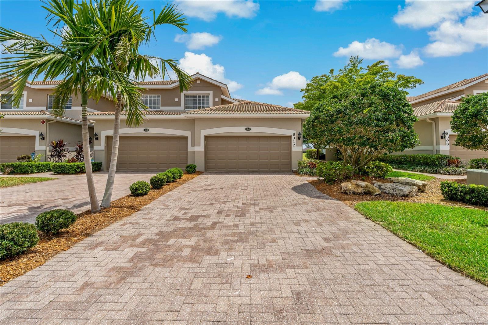 8312 GRAND ESTUARY TRL #104, BRADENTON, FL