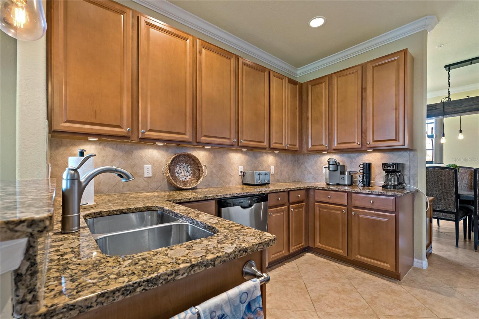7015 GRAND ESTUARY TRL #103, BRADENTON, FL — photo 9