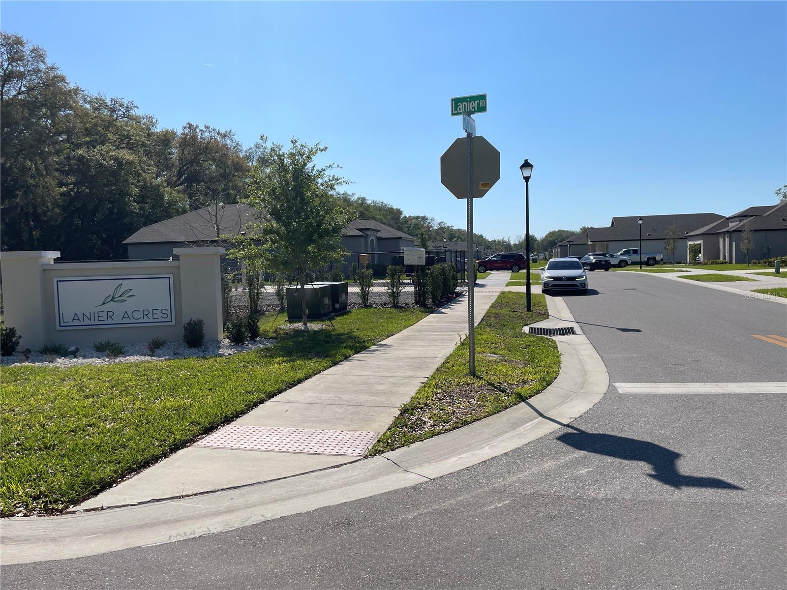 34772 MULRION DR, ZEPHYRHILLS, FL — photo 32