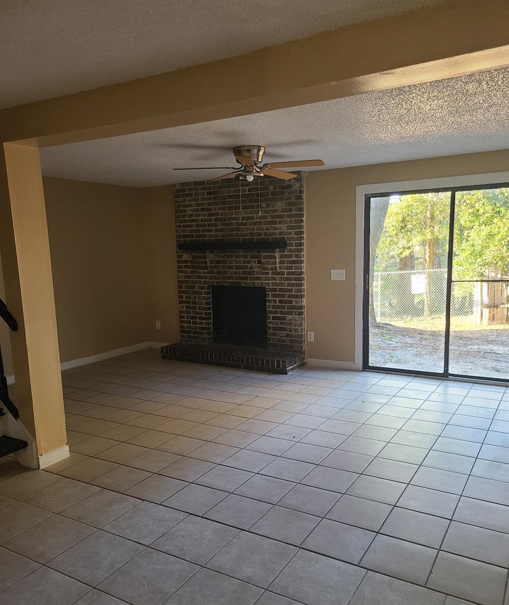 4910 SILVER OAKS VLG #B, ORLANDO, FL — photo 2