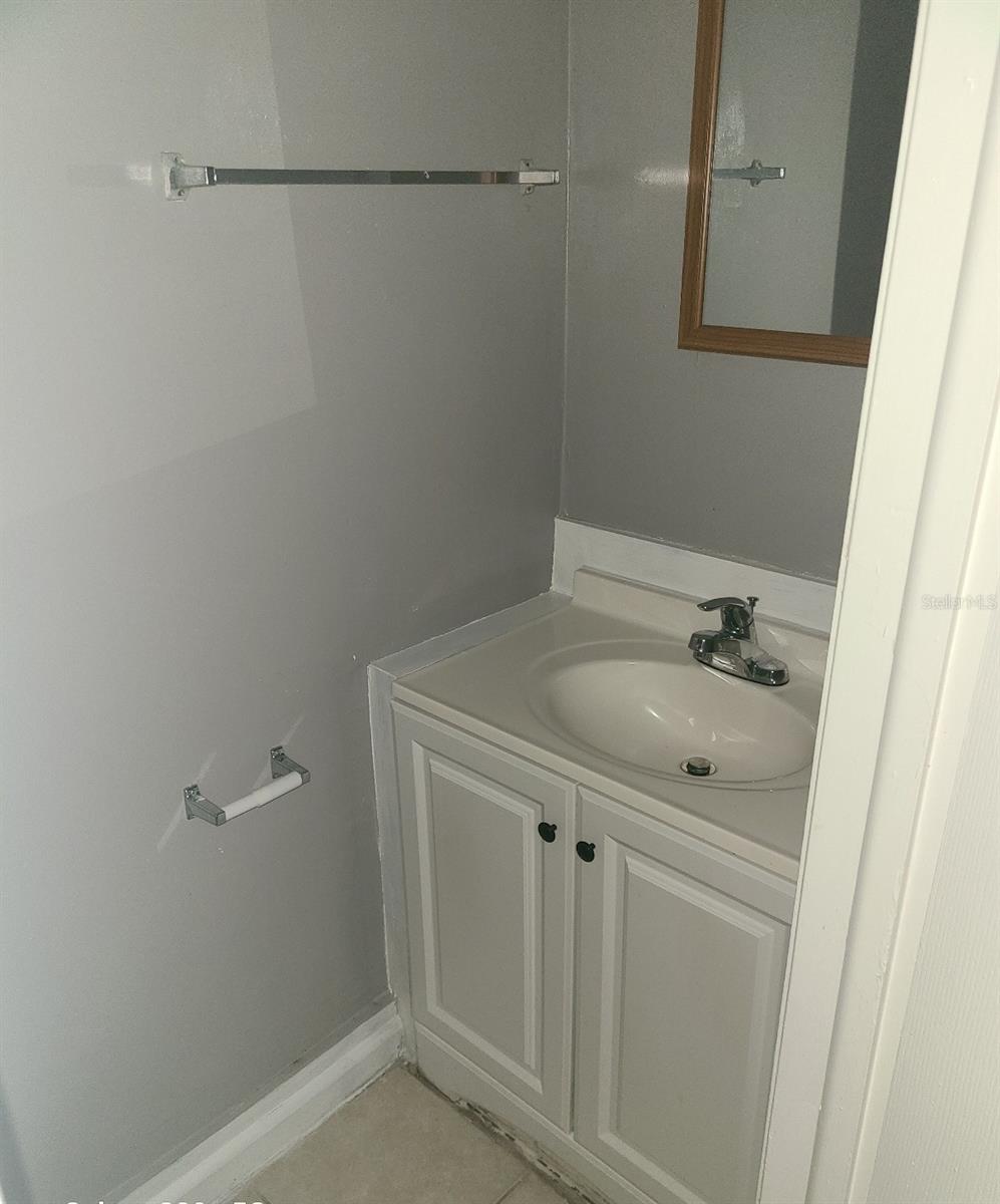 4910 SILVER OAKS VLG #B, ORLANDO, FL — photo 5
