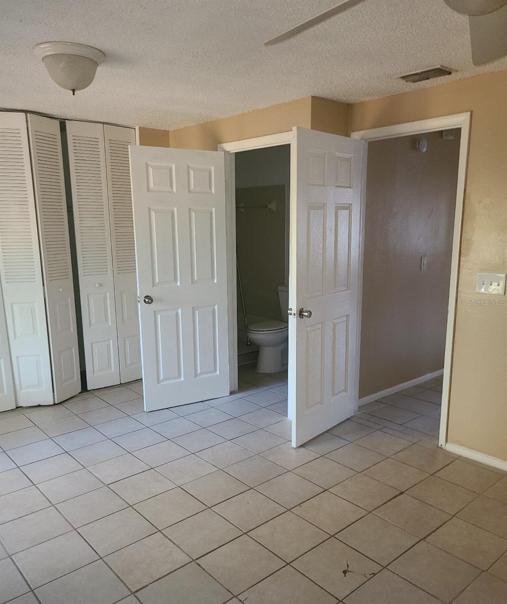 4910 SILVER OAKS VLG #B, ORLANDO, FL — photo 9