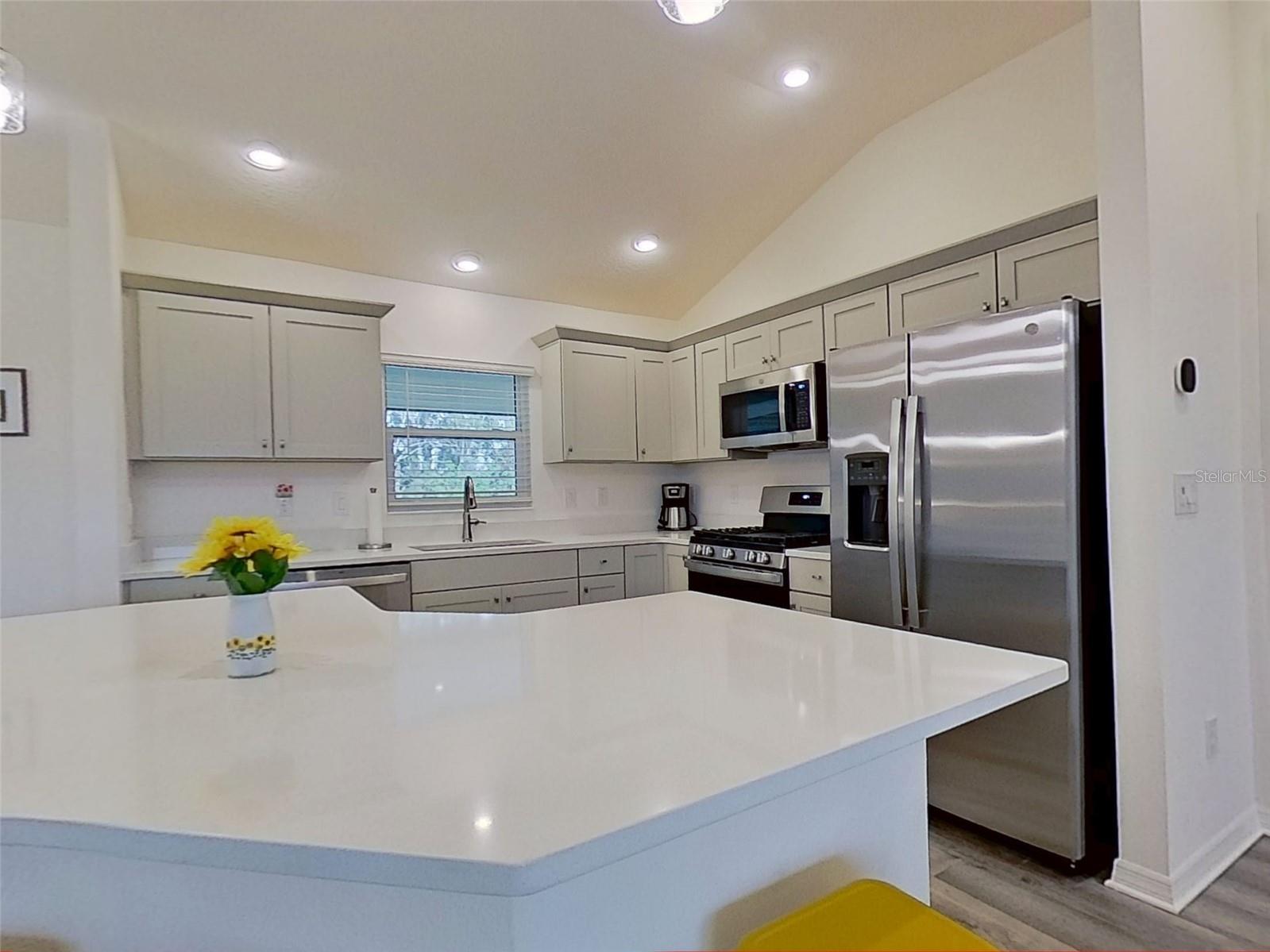 6522 MCKNIGHT LOOP, THE VILLAGES, FL — photo 22