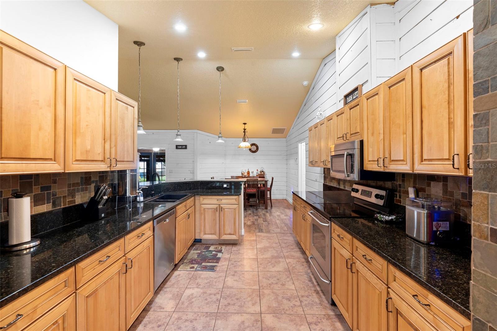 2026 LEWIS RD, LEESBURG, FL — photo 112
