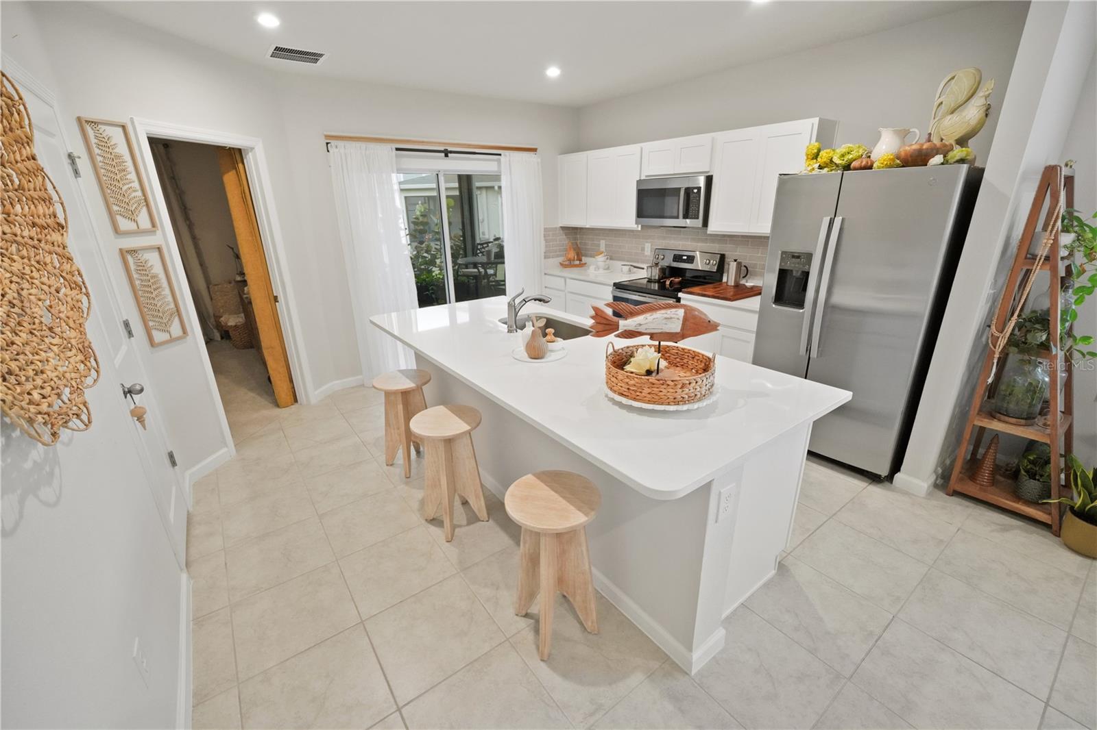 4175 HARBOUR PALM DR, HOLIDAY, FL — photo 10