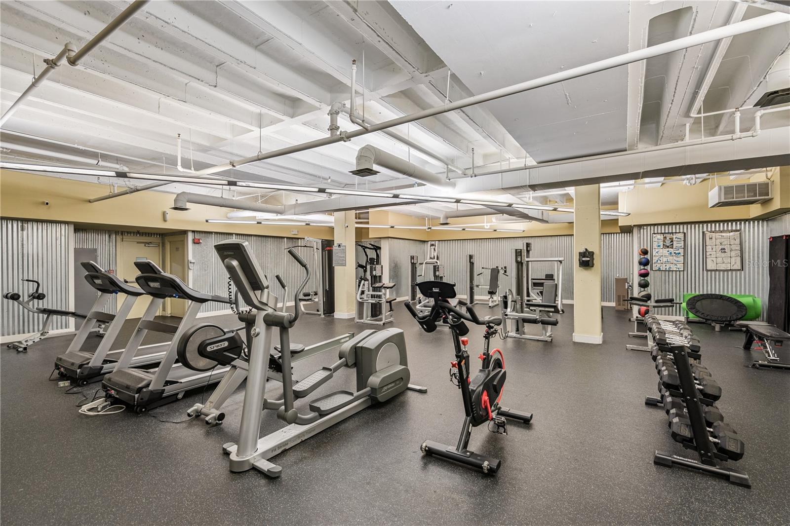 151 E WASHINGTON ST #501, ORLANDO, FL — photo 31