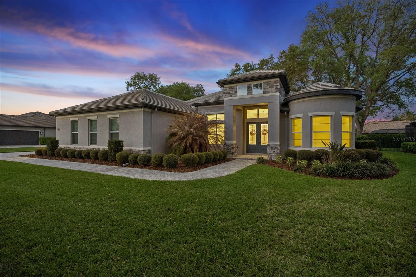 25855 CROSSINGS BLUFF LN, SORRENTO, FL