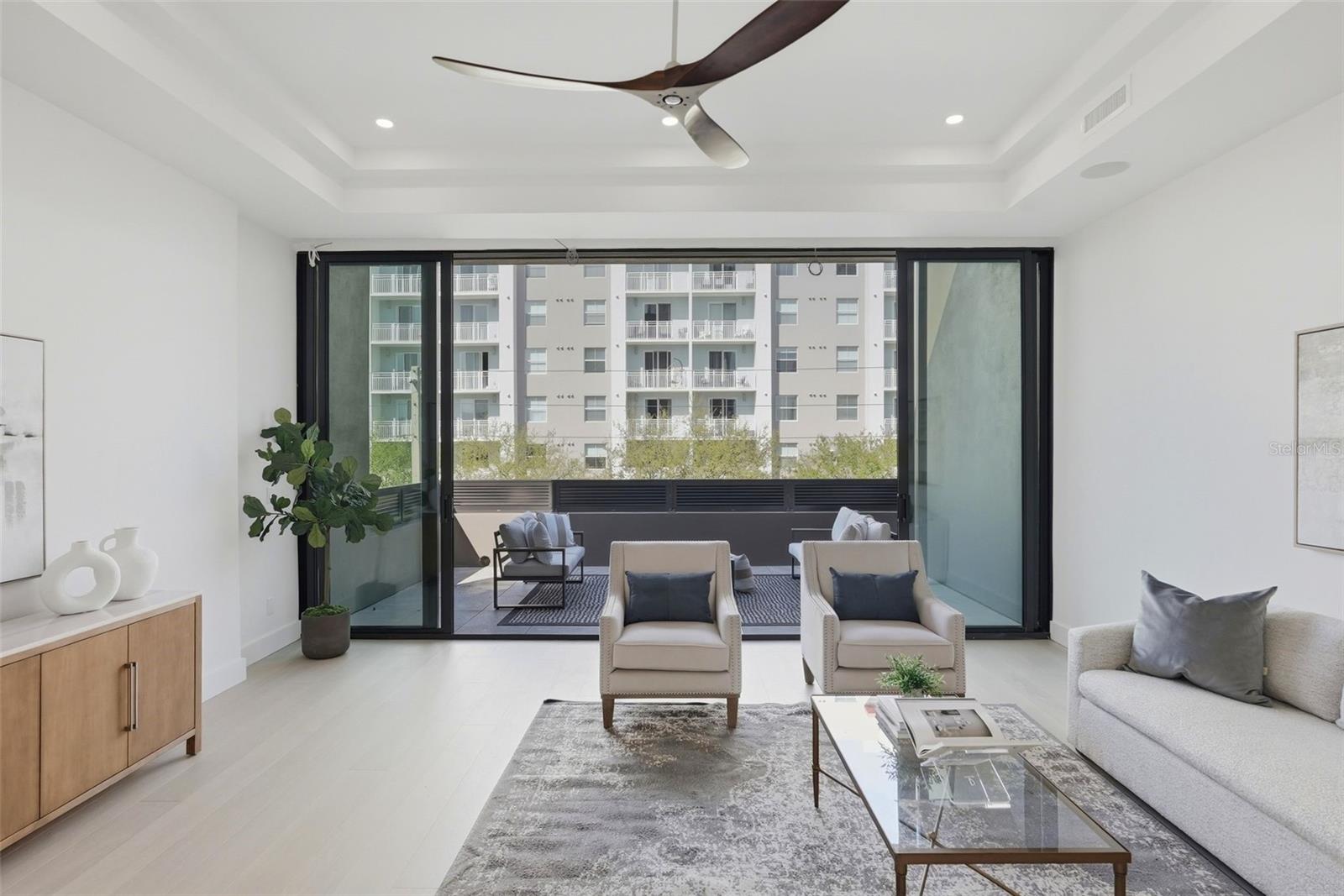 321 2ND ST N, ST PETERSBURG, FL — photo 17