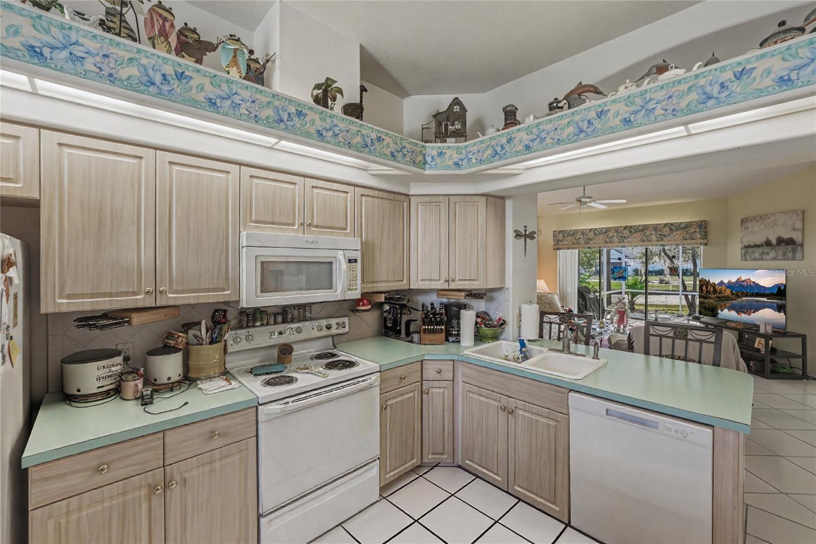 4336 WINDING OAKS CIR, MULBERRY, FL — photo 5