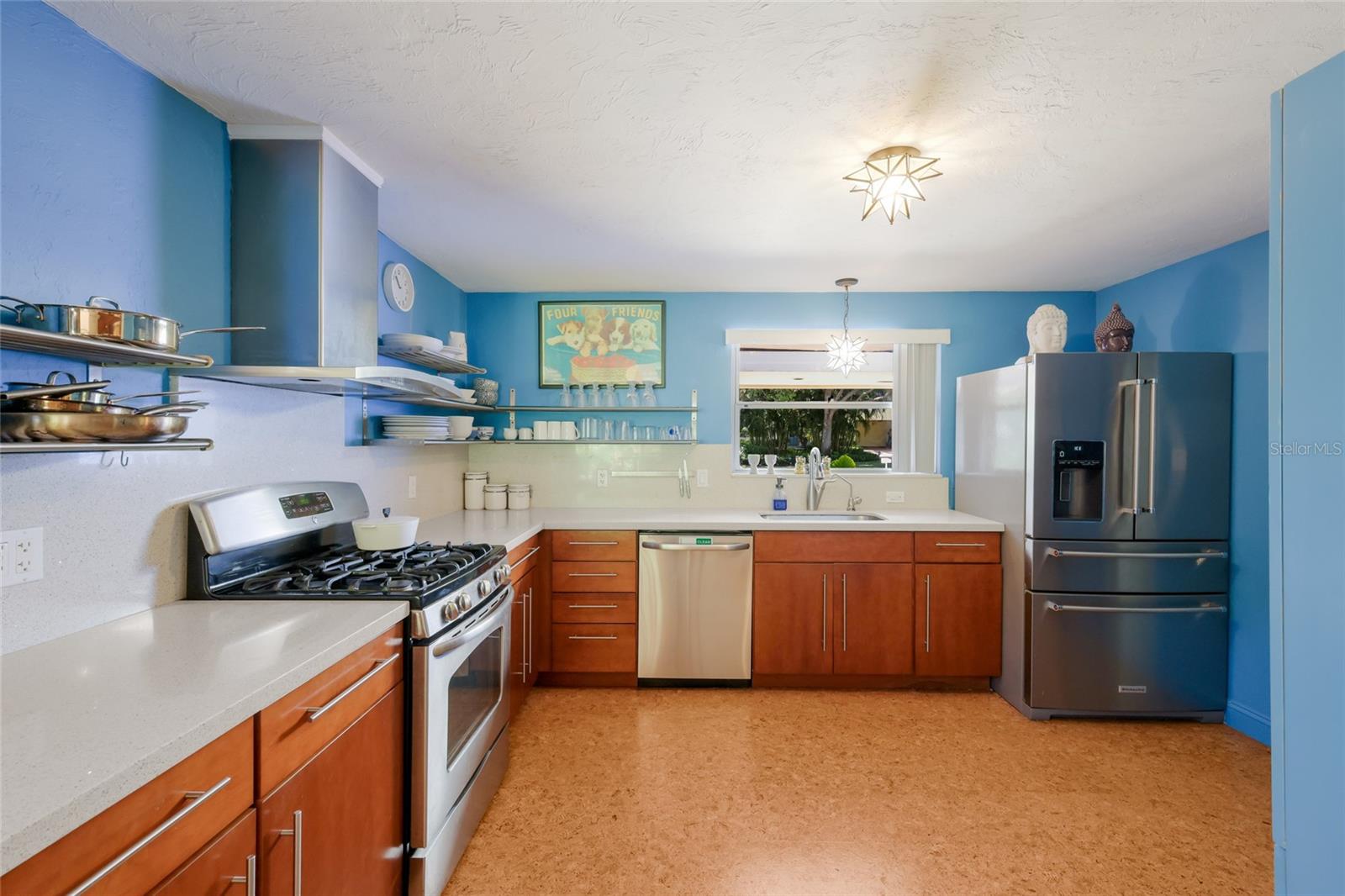 455 S SHORE DR, SARASOTA, FL — photo 11