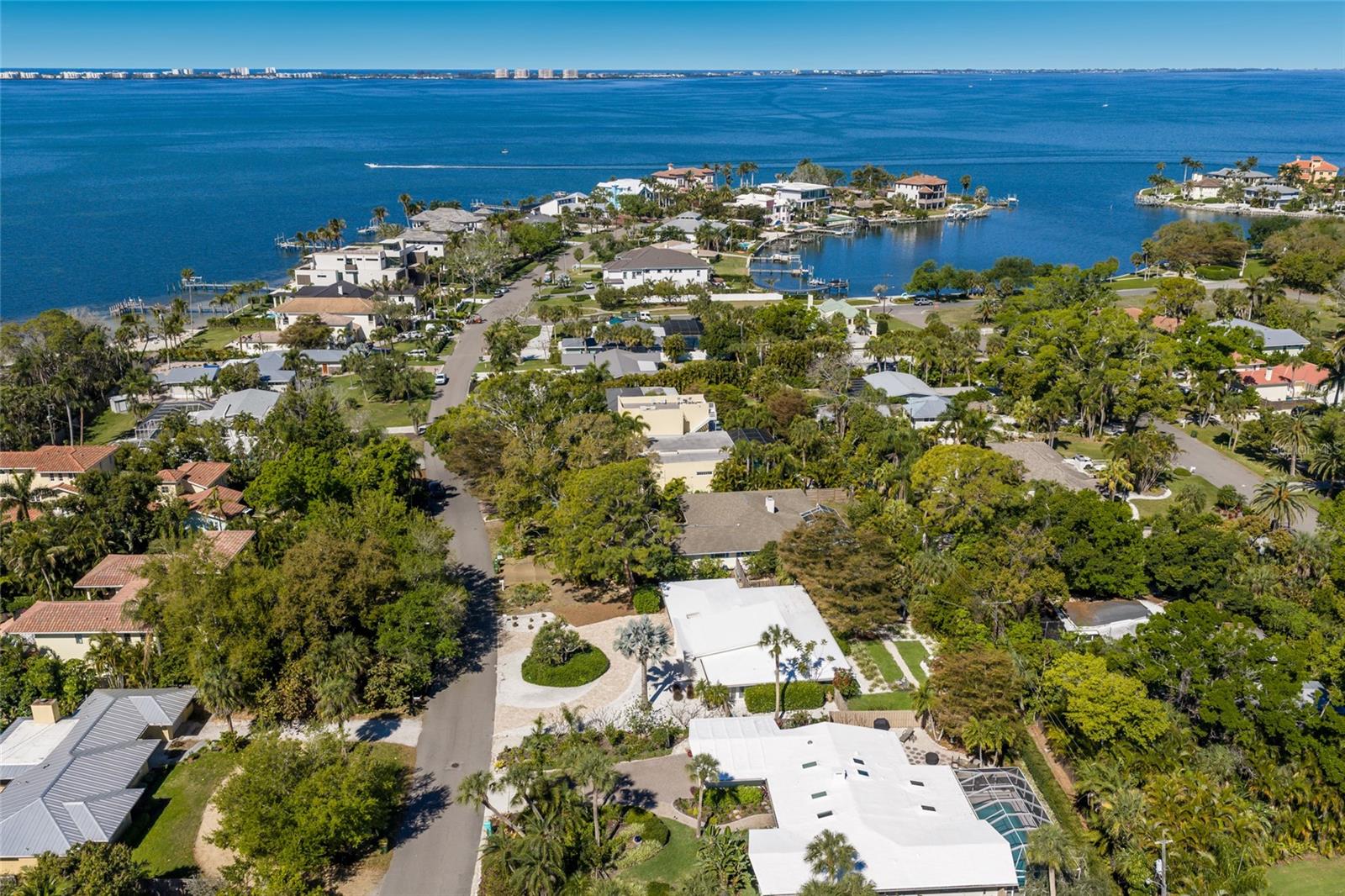 455 S SHORE DR, SARASOTA, FL — photo 50