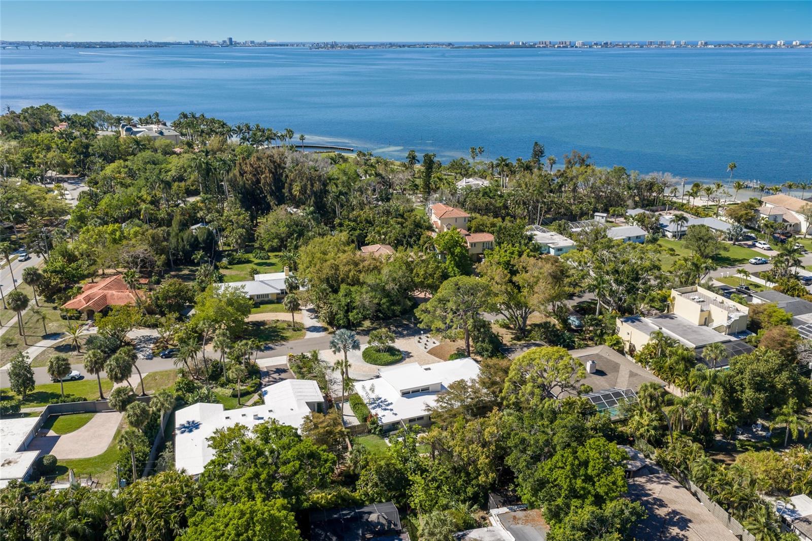 455 S SHORE DR, SARASOTA, FL — photo 51