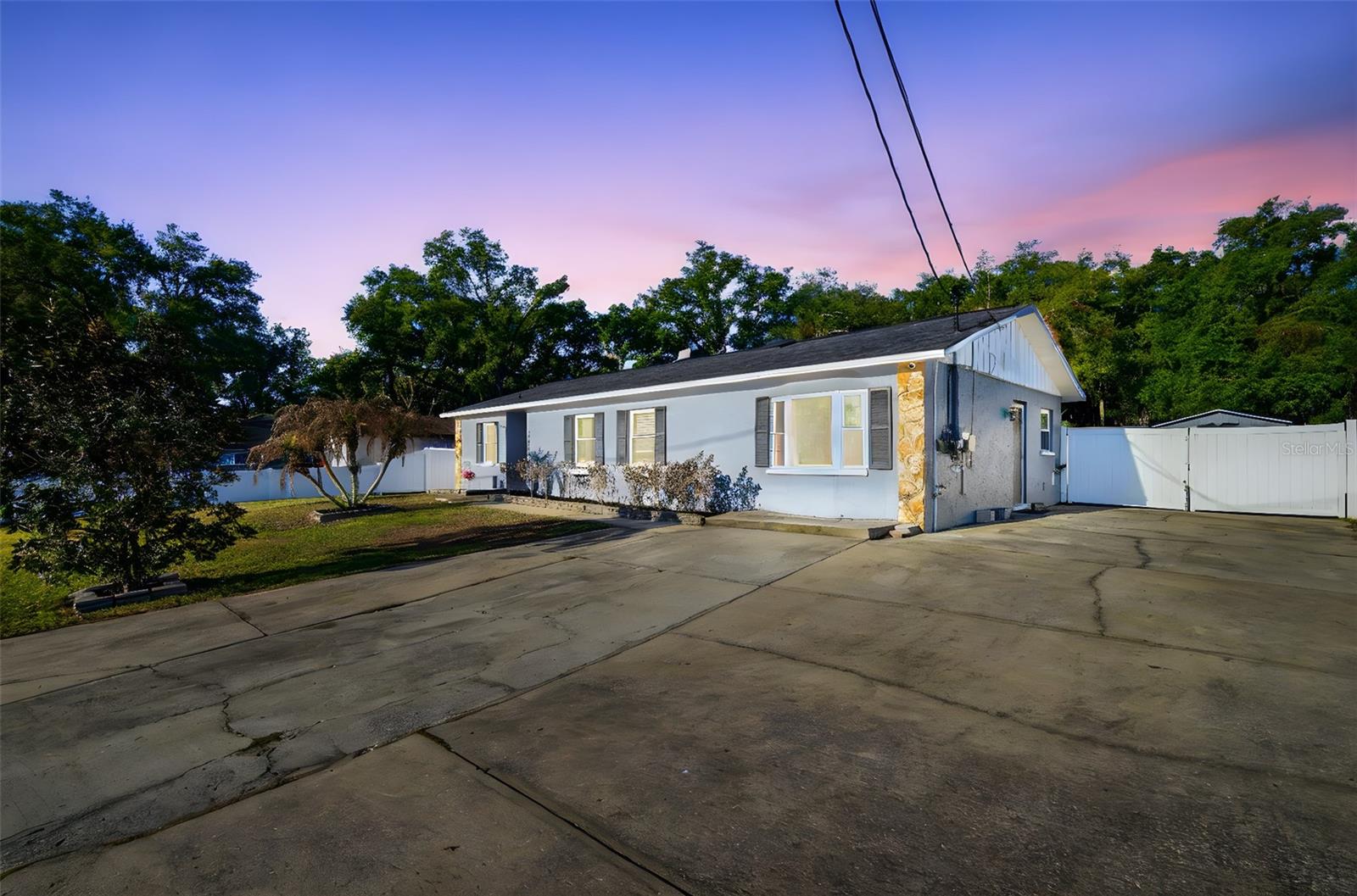 7403 PROVIDENCE RD, RIVERVIEW, FL