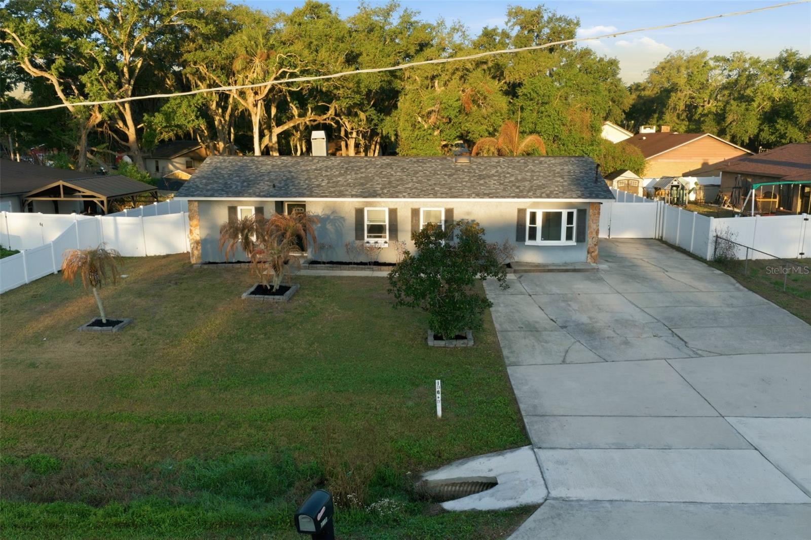 7403 PROVIDENCE RD, RIVERVIEW, FL — photo 2