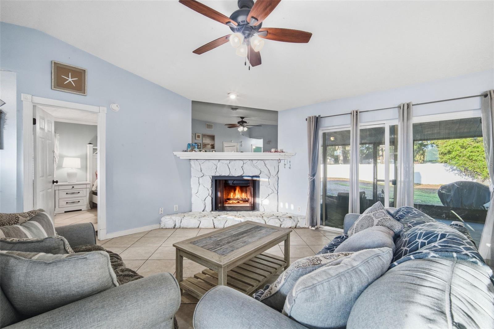 7403 PROVIDENCE RD, RIVERVIEW, FL — photo 15
