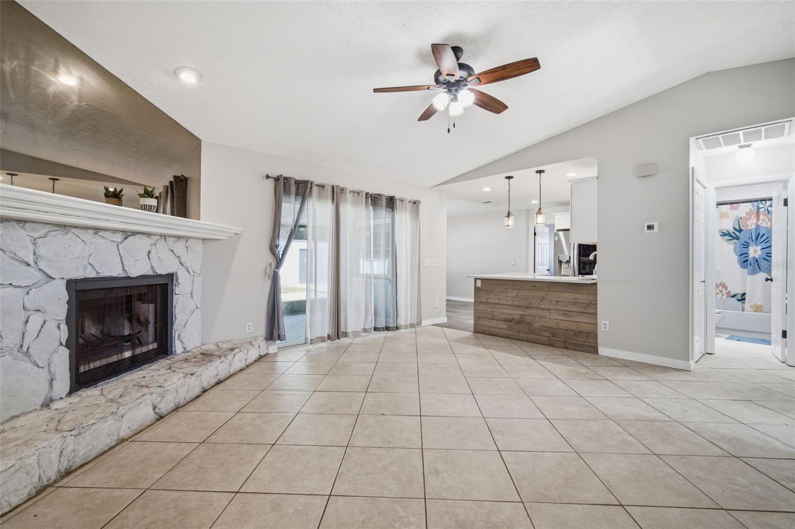 7403 PROVIDENCE RD, RIVERVIEW, FL — photo 19