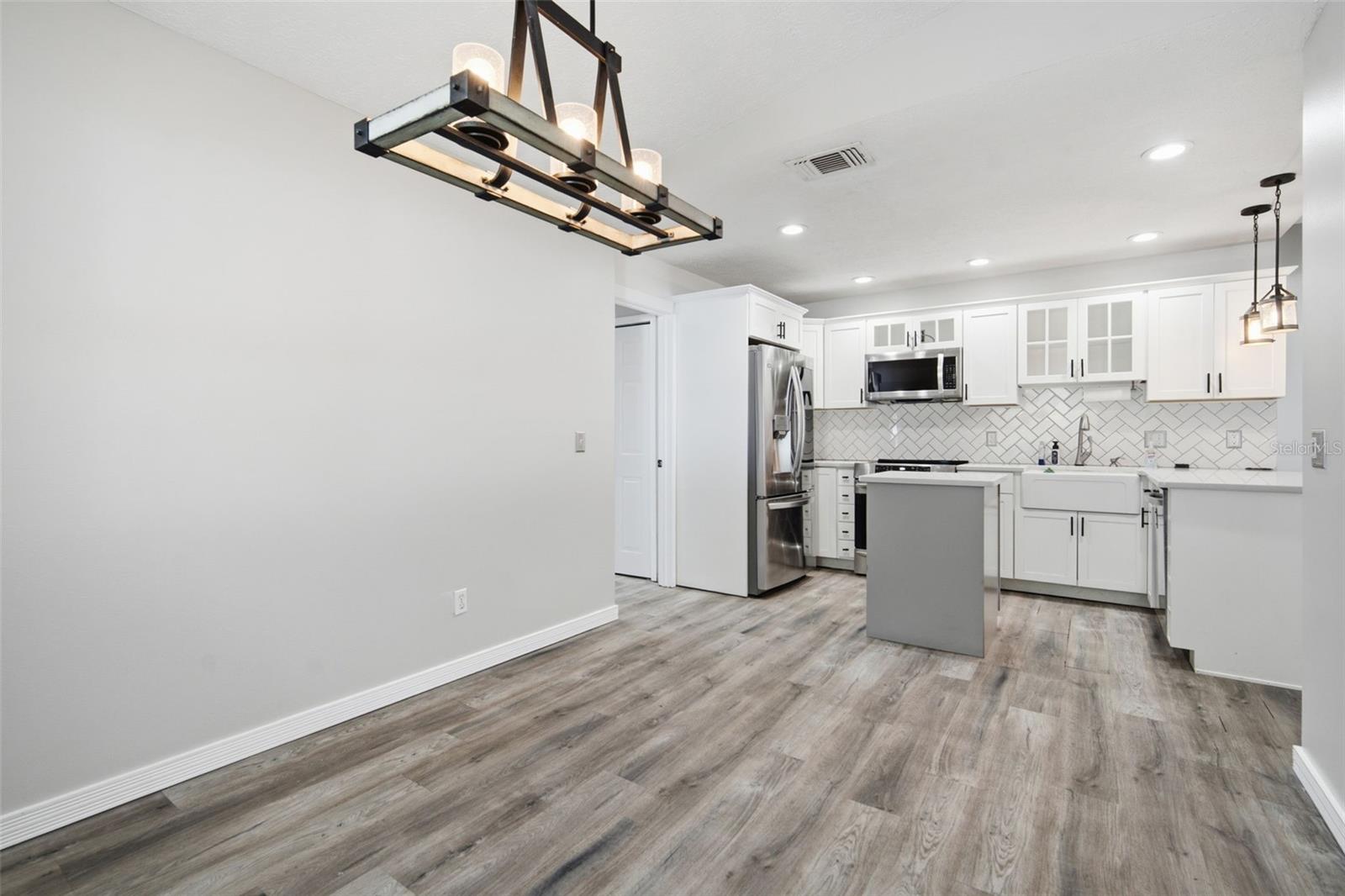 7403 PROVIDENCE RD, RIVERVIEW, FL — photo 33