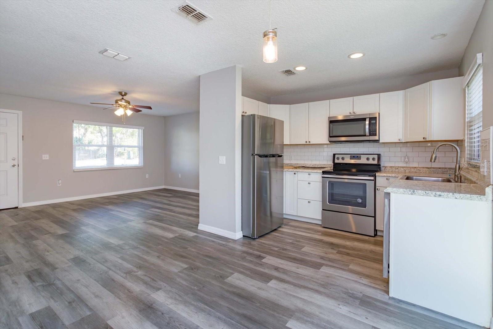 302 BALLARD AVE, DELAND, FL — photo 9