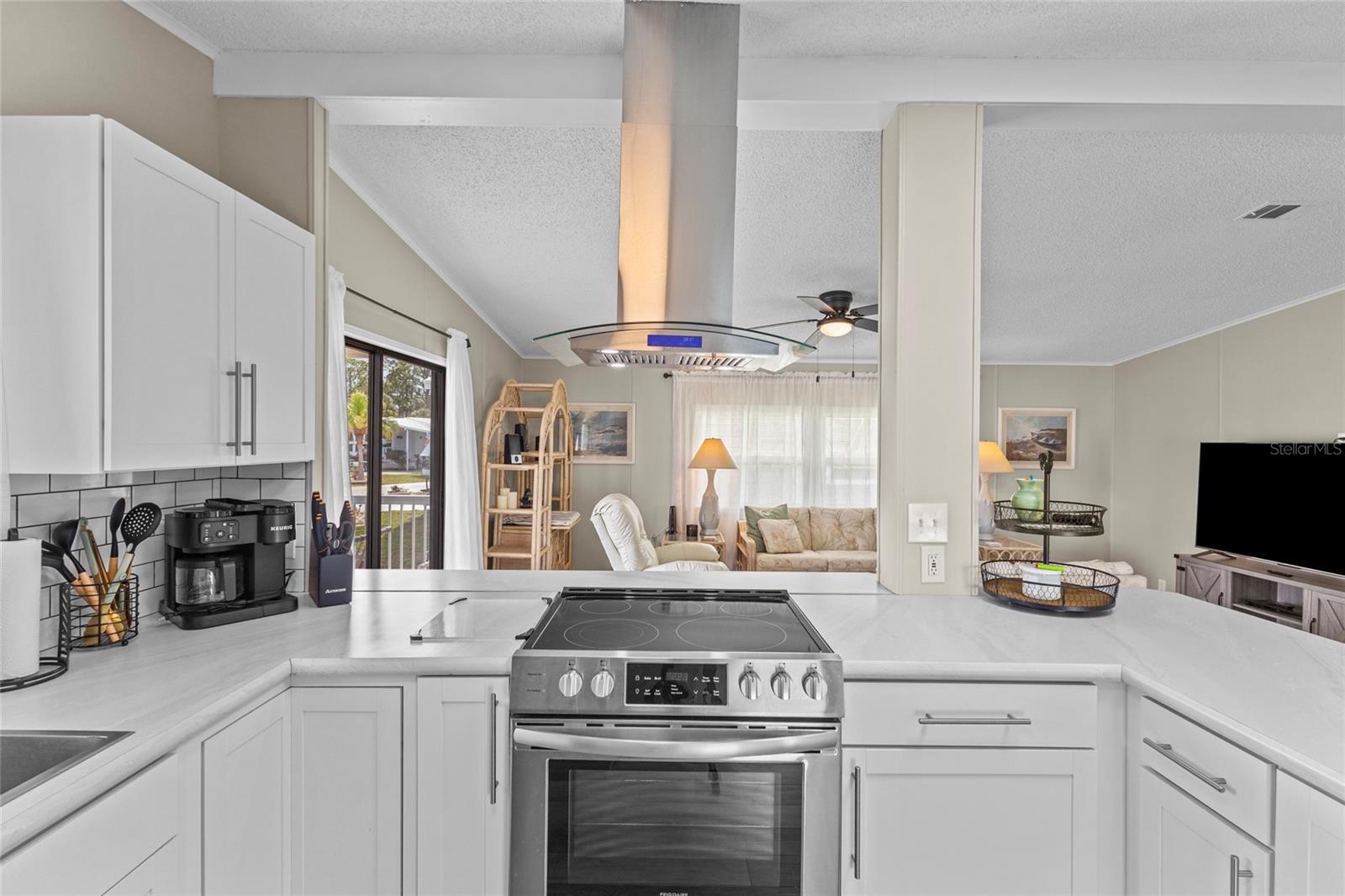 611 LA JOLLA CIR, NORTH PORT, FL — photo 8