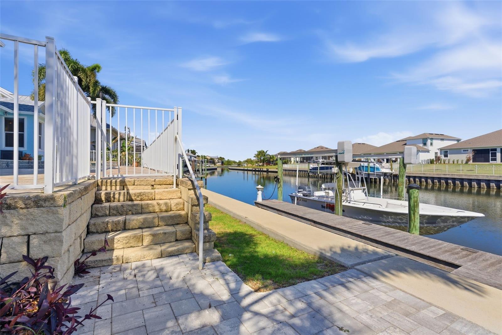715 ISLEBAY DR, APOLLO BEACH, FL — photo 23