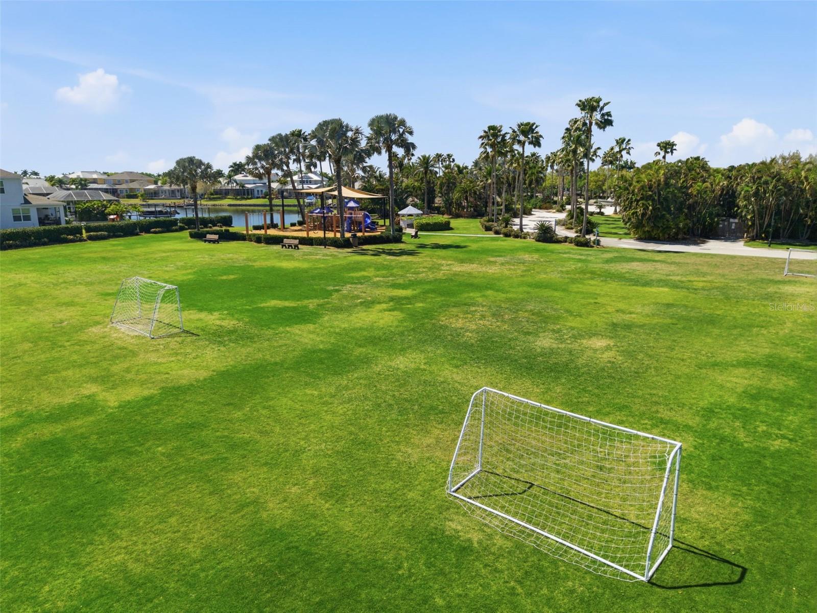 715 ISLEBAY DR, APOLLO BEACH, FL — photo 88