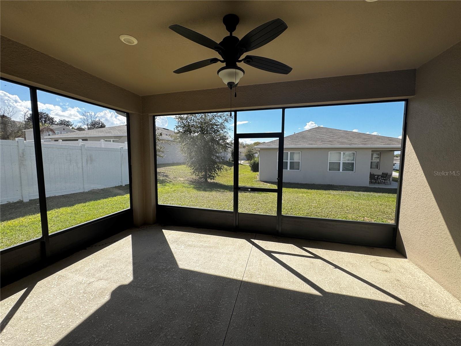 2448 SPRING BREEZE DR, LEESBURG, FL — photo 17