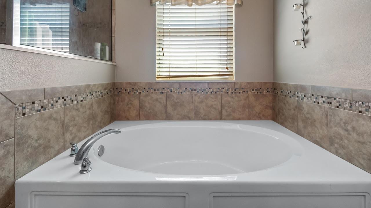 219 BELLA WAY, GROVELAND, FL — photo 48
