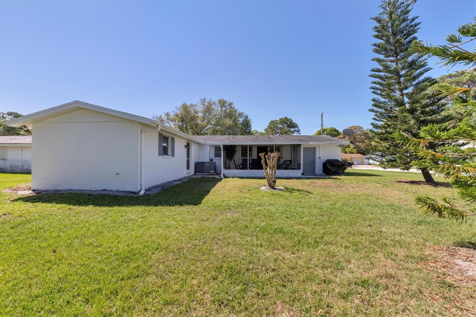 2323 DOUD ST, SARASOTA, FL — photo 32