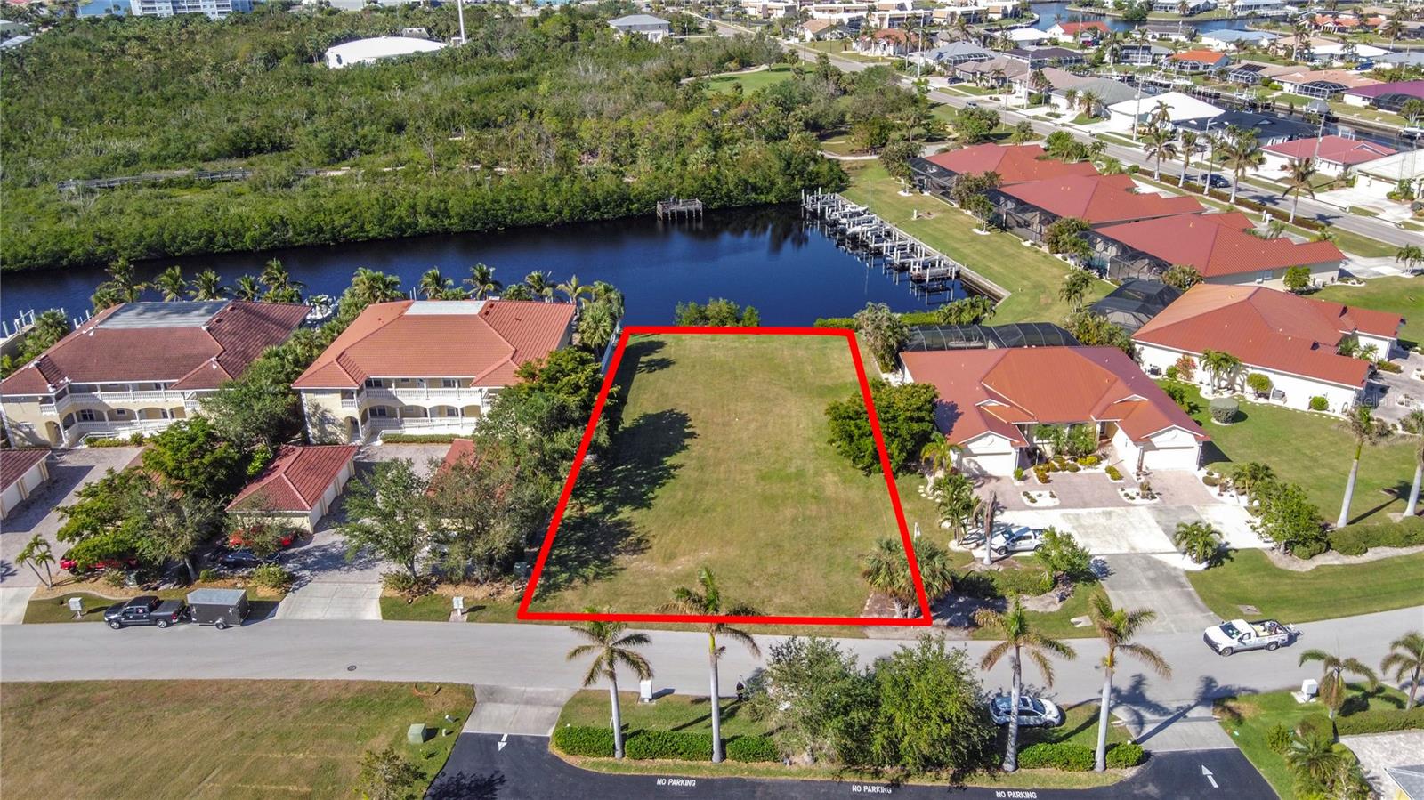 3227 PURPLE MARTIN DR, PUNTA GORDA, FL