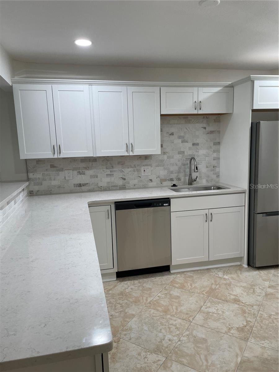 845 S GULFVIEW BLVD #110, CLEARWATER BEACH, FL — photo 9