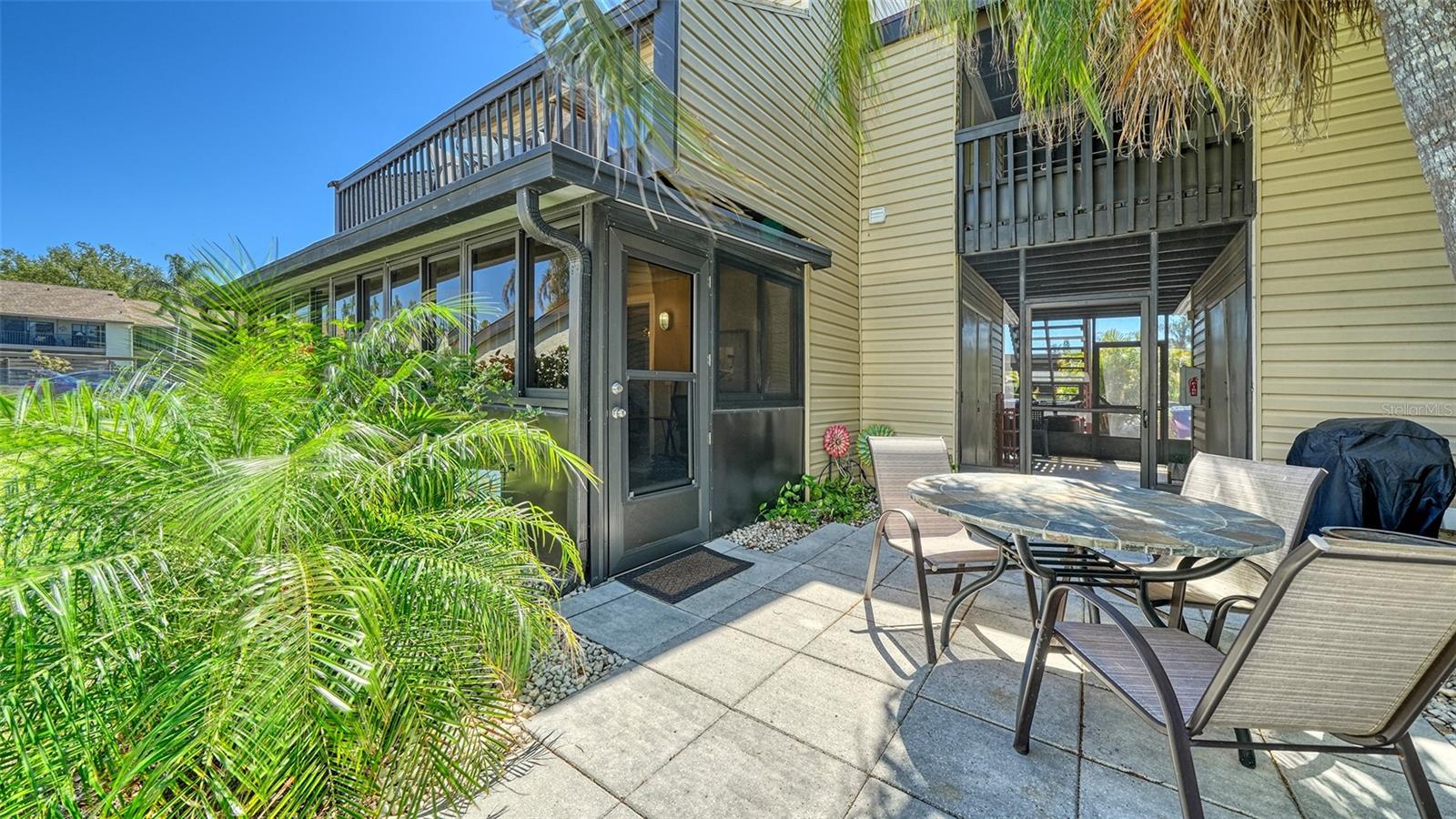 712 WHITE PINE TREE RD #77, VENICE, FL