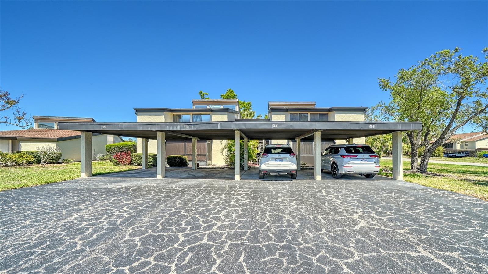 712 WHITE PINE TREE RD #77, VENICE, FL — photo 2