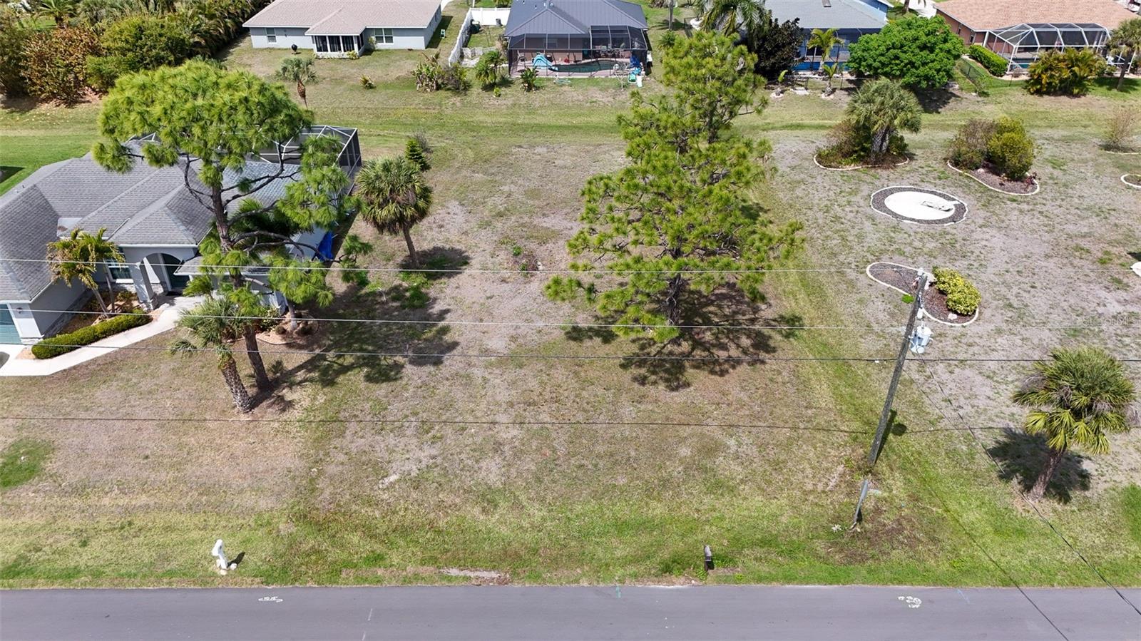 9 LONG MEADOW LN, ROTONDA WEST, FL — photo 4