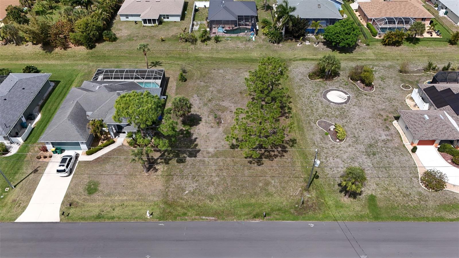 9 LONG MEADOW LN, ROTONDA WEST, FL — photo 5