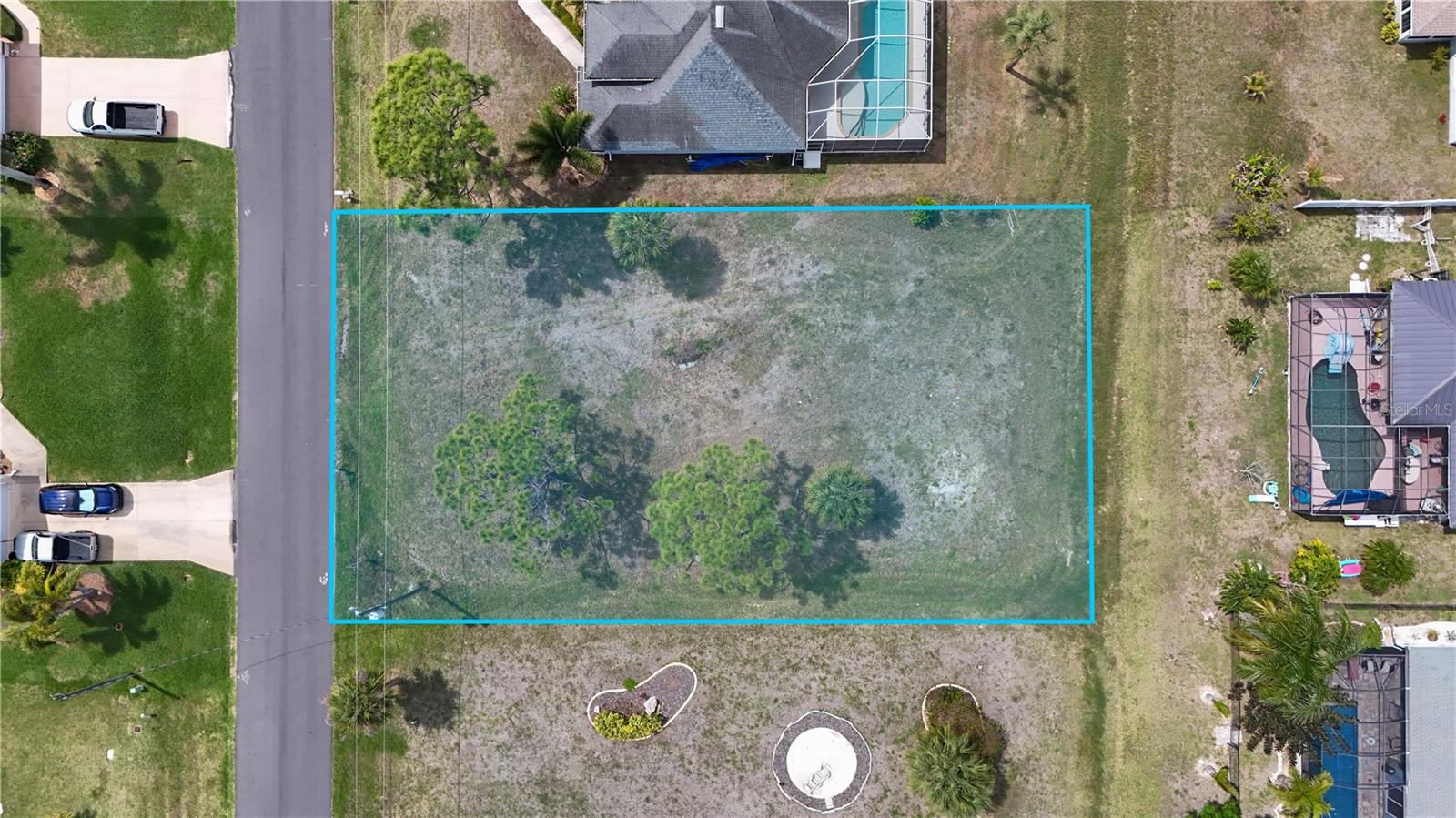 9 LONG MEADOW LN, ROTONDA WEST, FL — photo 11