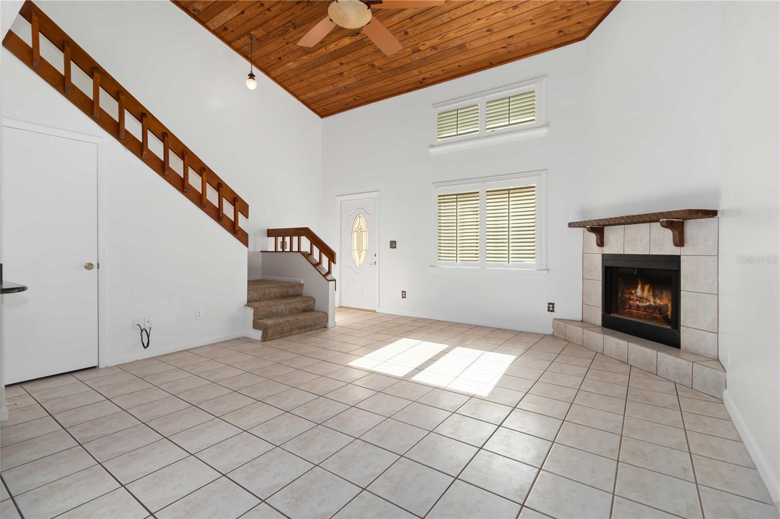 292 CANAVERAL BEACH BLVD, CAPE CANAVERAL, FL — photo 8