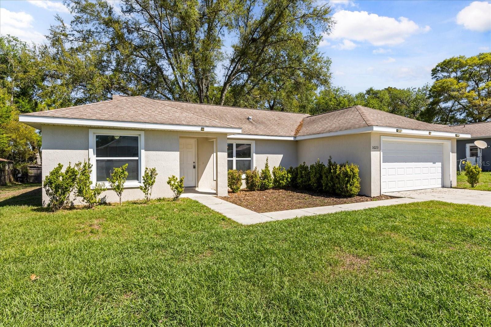 5223 SE 135TH PL, SUMMERFIELD, FL — photo 2
