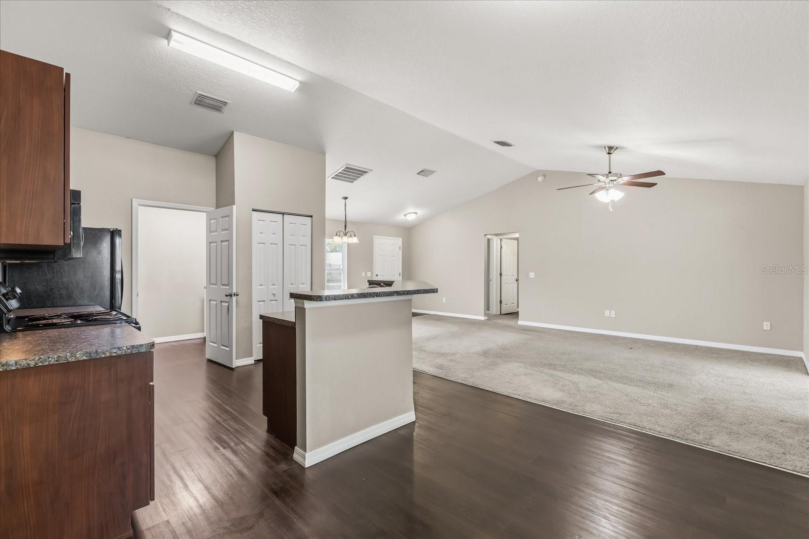5223 SE 135TH PL, SUMMERFIELD, FL — photo 8