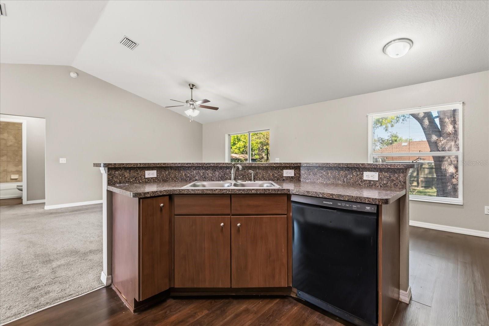 5223 SE 135TH PL, SUMMERFIELD, FL — photo 10