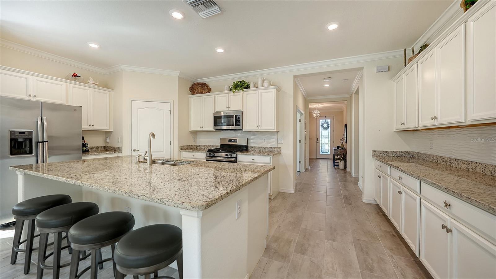 17241 BLUE RIDGE PL, BRADENTON, FL — photo 9