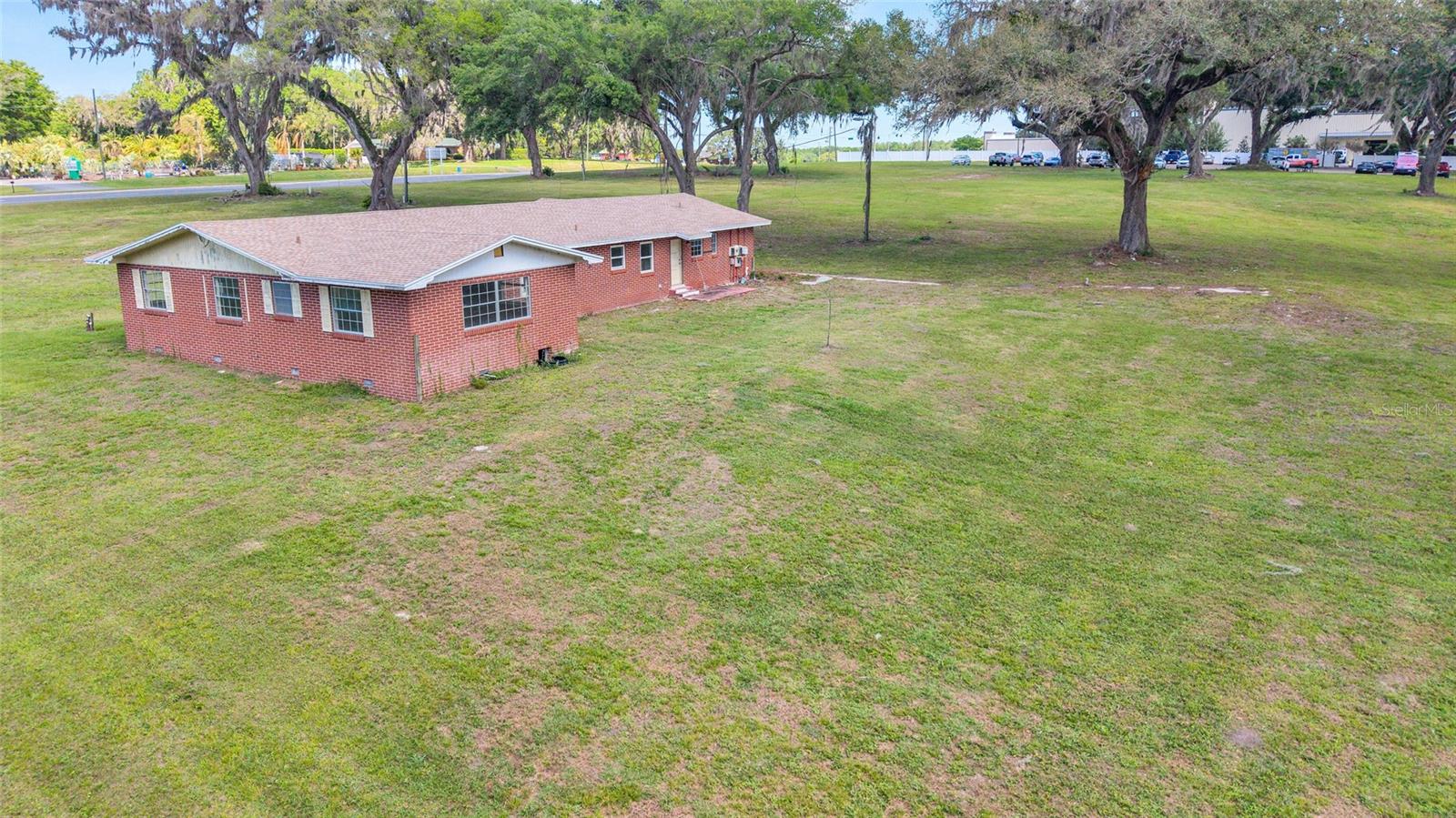 9935 N US HIGHWAY 301, WILDWOOD, FL — photo 12