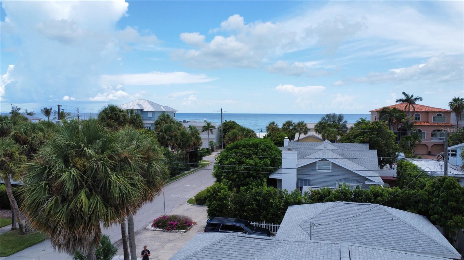 850 MANDALAY AVE, CLEARWATER BEACH, FL — photo 40